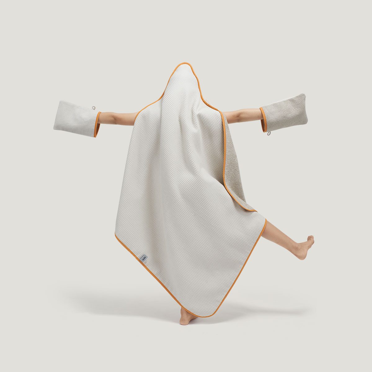 DRIP hooded towel curcuma
