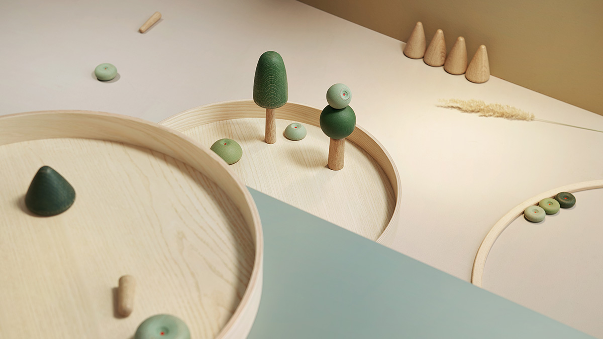 TRE wooden toy – the stacking trees